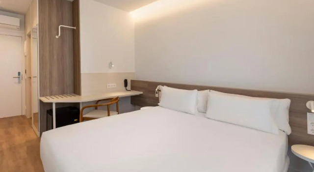 Номер Standard B&B HOTEL Madrid Vallecas Ensanche