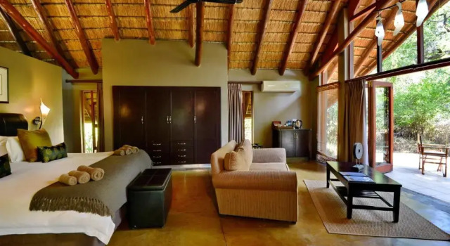 Люкс Black Rhino Game Lodge