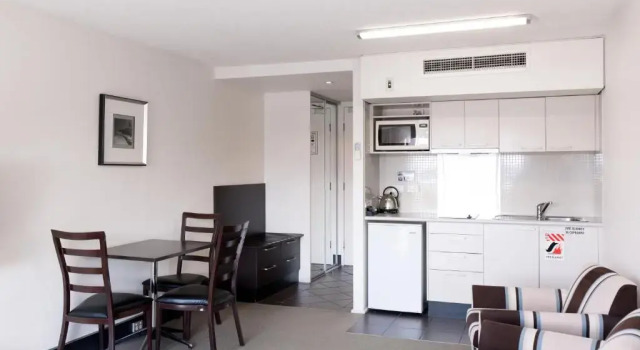 Студия Superior St Ives Apartments