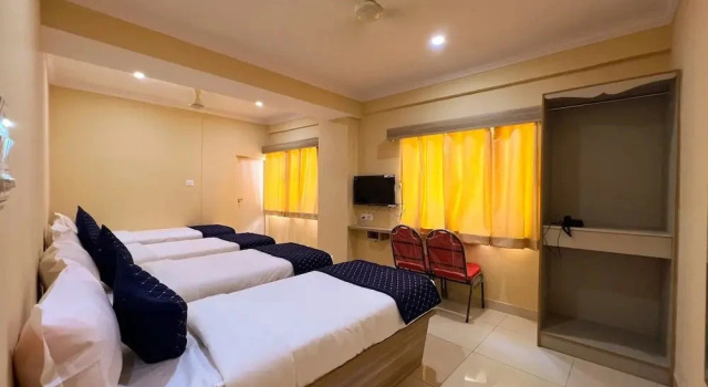 FabHotel BNS Comforts, Boek Hotel Hotels in Bangalore met zwembad, Zwembad