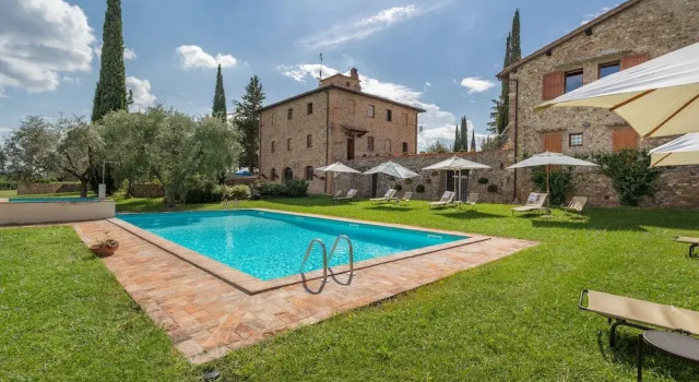 Querceto Apartments