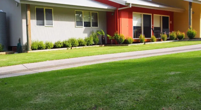 Апартаменты Superior Tathra Beach House Holiday Apartments