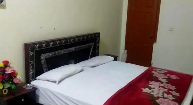 Трёхместный номер Deluxe New Hajveri Hotel Lahore