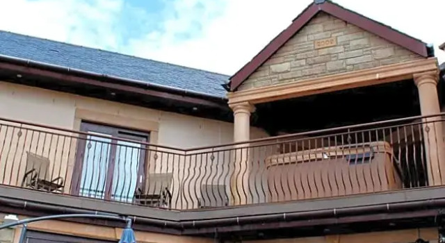 Backbrae House B&B, Забронировать Отель Отели Ланаркшир с парковкой, Парковка