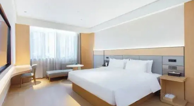Люкс JI Hotel (Qiqihar Jinrongjie)