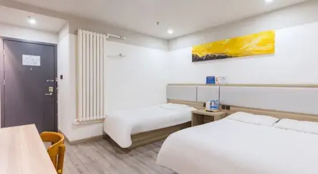 Двухместный люкс Homeinn Pebble Hotel (Beijing Tongren Hospital Chongwenmen Subway Station)