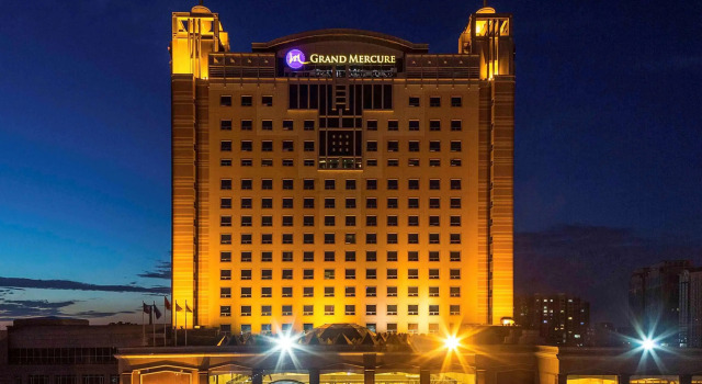 Grand Mercure Hotel Hualing, Book Hotel Hoteller i Urumqi med parkering, Parkering