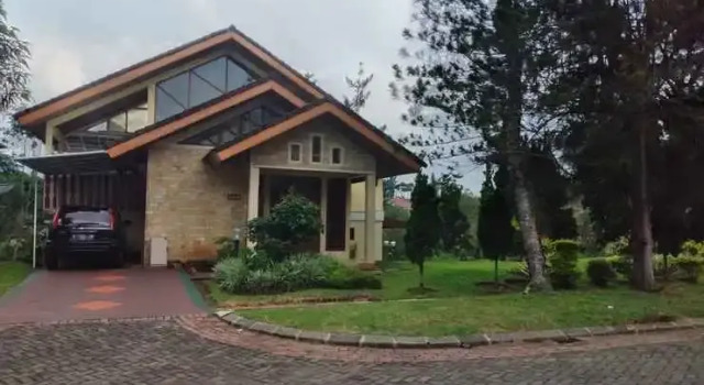Santibis Villa Kota Bunga Swiss