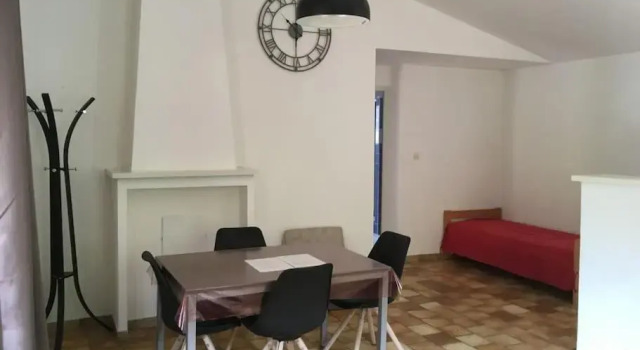 Коттедж c 1 комнатой Thalassa