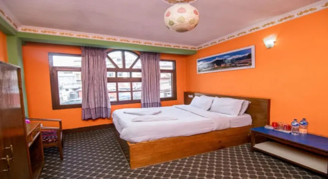 MeroStay 180 Hotel EMO