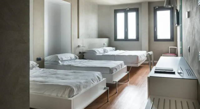 Люкс Point Hotel