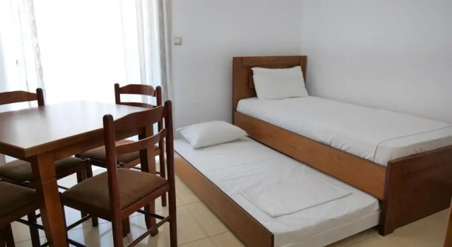 Четырёхместный номер Standard с балконом Aleksander ApartHotel
