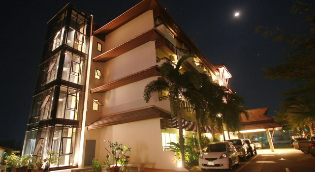 Narakul Resort Hotel