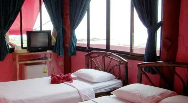 Ban Carstoon Resort, Buchen Sie Resort Ubolratana Thailand