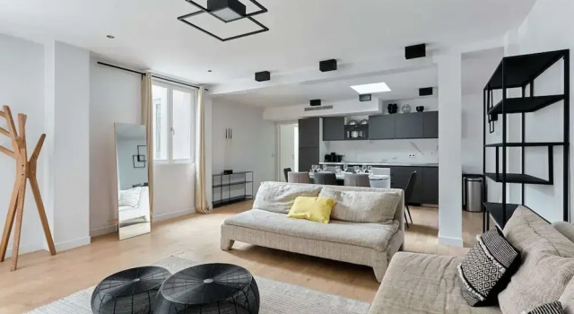 Superb Apartment Porte Maillot / Arc de Triomphe, Забронировать Апартаменты/квартира 17-й округ: Батиньоль Париж, рядом с Eglise Suedoise