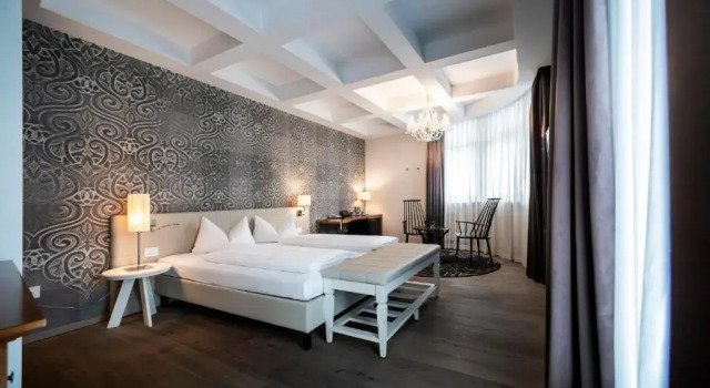 Двухместный номер Deluxe с балконом Post Hotel