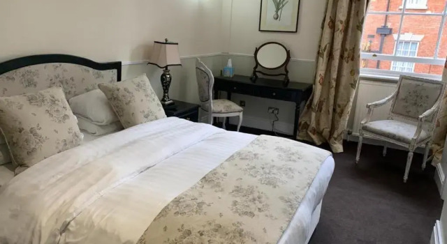 The Saracens Head Hotel