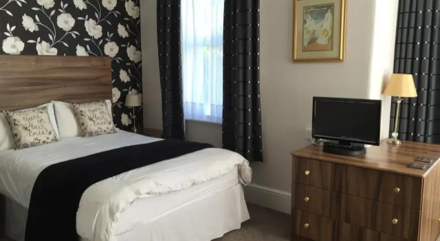 Kenmore Guest House, Забронировать Гостевой дом Отели Исторического графства Суссекса с завтраком, Завтраки
