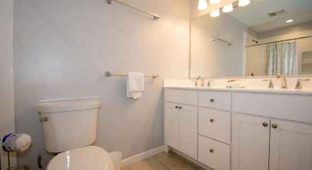 5bd, 3Ba Home Sleeps 14 Comfortably, Close to the Beach and Club Amenities