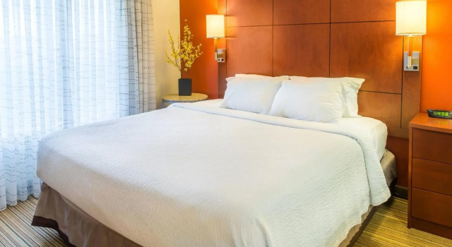 Residence Inn by Marriott Sioux Falls, Забронировать Отель Отели Сиу-Фолс 3 звезды, 3*