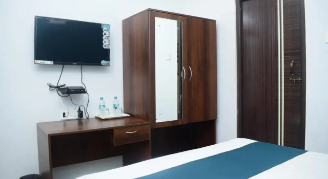Двухместный номер Standard Hotel Rajendra Residency
