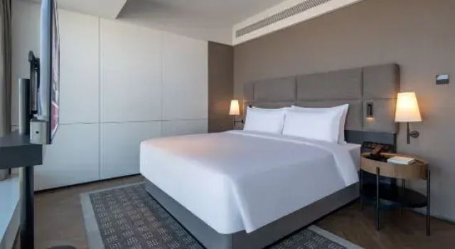 Люкс Deluxe IntercityHotel Tianjin Binhai Yujiapu Financial District