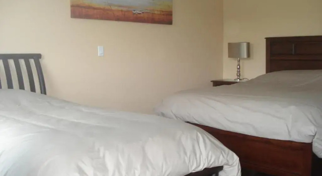 Трёхместный номер Standard Motel la Maison de Travers