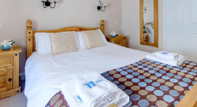 Holiday Home Quay Cottage, Varaa Lomakoti Mökit kohteessa Merseyside, Mökki