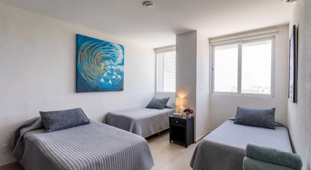 MARINA Beachfront 2 BDR- Amazing Oceanview, Rezervasyon Otel Cancún 