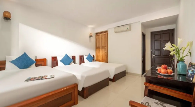 Трёхместный семейный номер Standard Seagull Nest Hoi An Beach Village