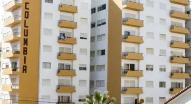 Apartamentos Turísticos Pérola da Rocha II, Забронировать Апартаменты/квартира Апартаменты Портиман, рядом с Парк Молодежи, Апартаменты/квартира