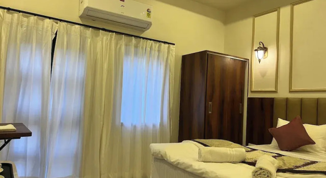 Двухместный номер Deluxe с балконом и с видом на озеро Jeel Pearl Hotel