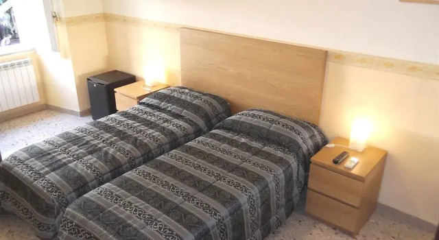 Inn Centre, Забронировать Отель Отели Рима с завтраком, рядом с Станция метро Manzoni, Завтраки