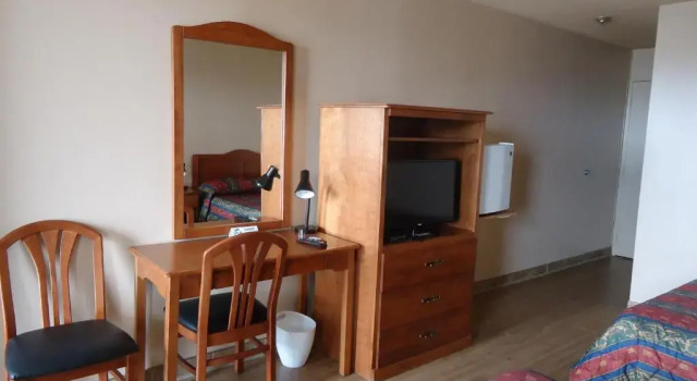 Четырёхместный номер Standard Hôtel-Motel Normandin Alma - Lac St-Jean