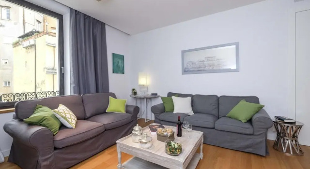 Monti Trendy Apartment