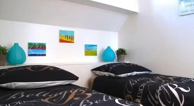 Boathotel Rotterdam Seven, Забронировать Дом для отпуска Файенорд Роттердам, рядом с Рейнхафен