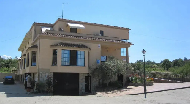 Hostal Restaurante Santa Cruz, Забронировать Хостел Отели Las Arribes del Duero с завтраком, Завтраки