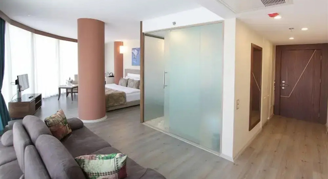 Люкс Comfort Forum Suite Otel