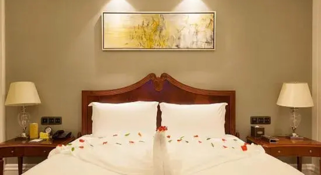 Люкс Business Royal Seaside Hotel and Hot Springs Xiamen