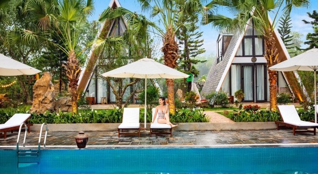 Номер Deluxe с видом на бассейн Bai Dinh Garden Resort & Spa