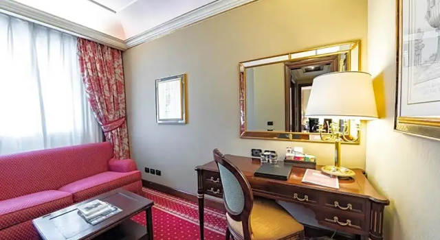 Двухместный полулюкс River Chateau Hotel