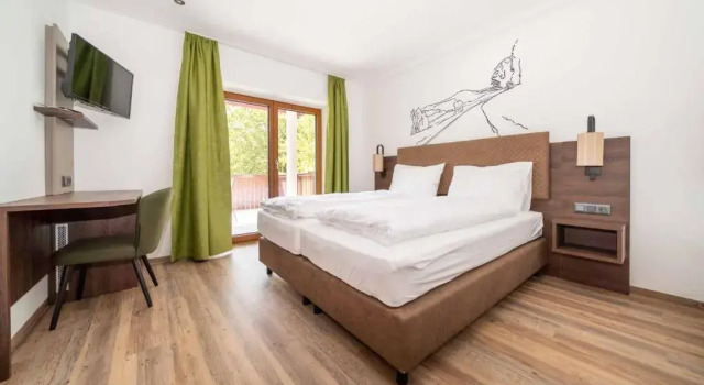 Gasthaus Hotel Beim Erich, Book Hotel Oberhofen am Irrsee Irrsee
