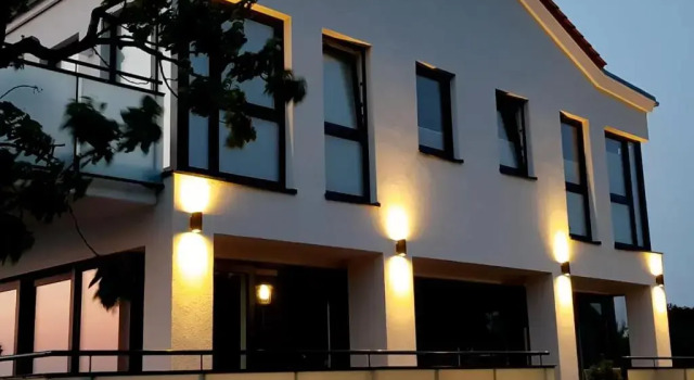 Haus Achtern Diek in erster Reihe am Meer, Book Hotel 3-Star Hotels in Fehmarn, 3*