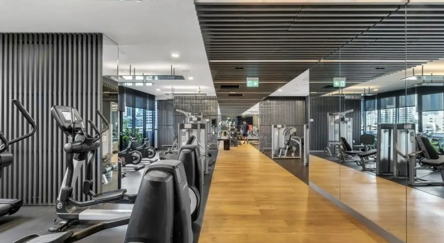 Fortitude Valley 1BRM with Skyline Views
