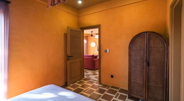 El Barrio Boutique Hotel & Bar
