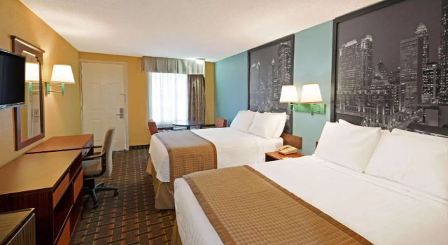Двухместный номер Standard Rodeway Inn Charlotte Airport Area