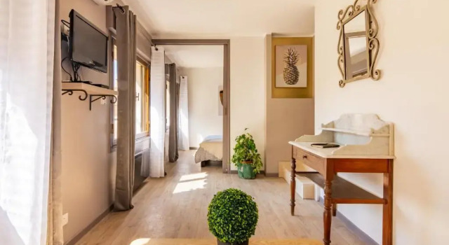 Апартаменты Appartement de charme, spacieux, Moustiers #5