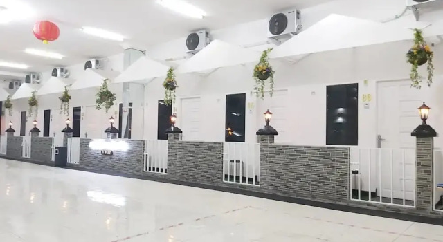 Alex Hostel 2, Rezerwuj Hostel Palembang Sumatra