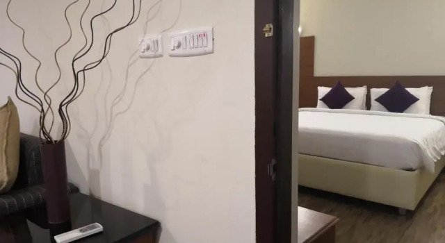 Люкс Presidency Kochi City Centre