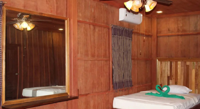Четырёхместная семейная вилла Angkor Rest Villa